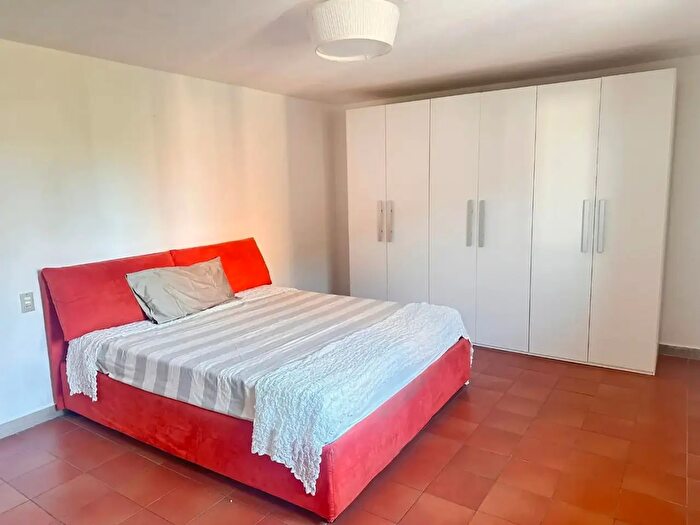 Casa quadrilocale in affitto in Lucca