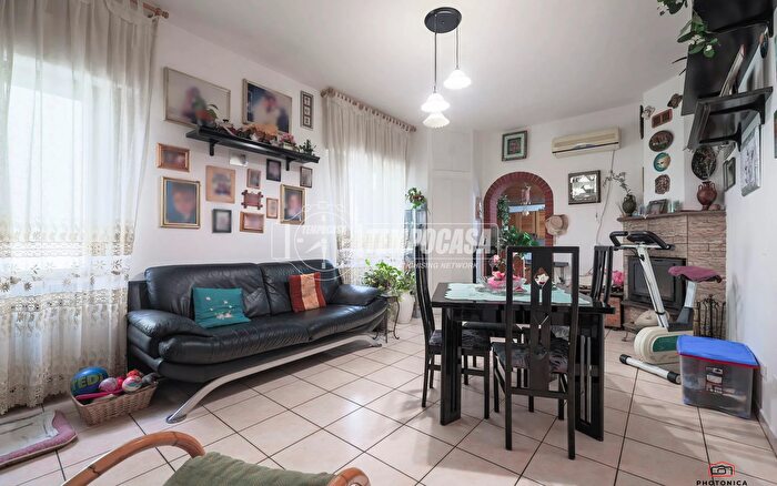 Appartamento con 5 locali in vendita in Viale Chieti, Riccione