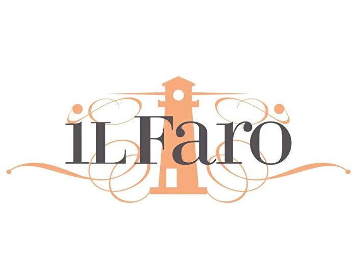 Casa con 5 locali in vendita in Camaiore