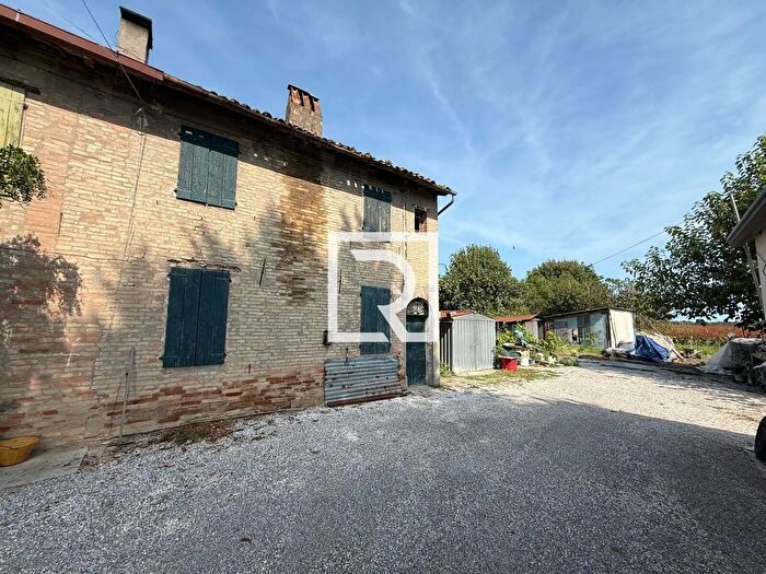 Casa trilocale in vendita in Via Erbosa Ravenna, Forli