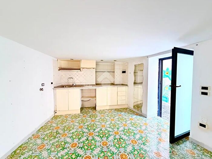 Appartamento monolocale in vendita in Via Scialli Secondo, Vietri Sul Mare
