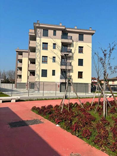 Appartamento trilocale in vendita in Via Silvio Pellico, Corbetta