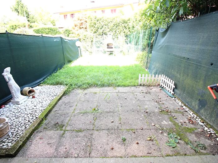 Appartamento bilocale in vendita in Via Bonacina, Dolzago