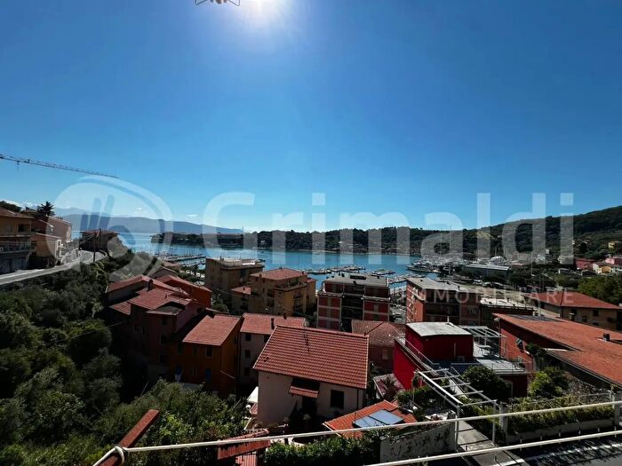 Appartamento con 5 locali in vendita in Portovenere