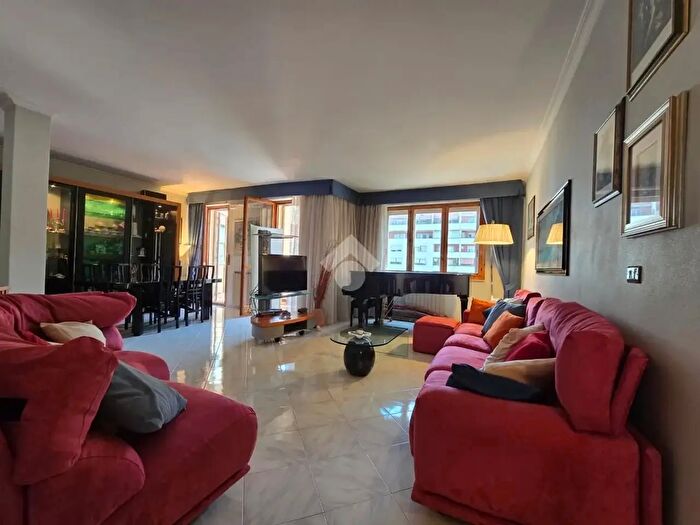 Appartamento quadrilocale in vendita in Via Anton Cechov, Roma