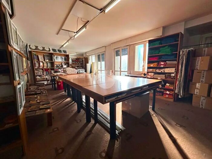 Appartamento trilocale in vendita in Via Dante, Sondrio