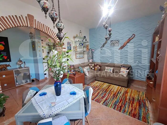Appartamento con 5 locali in vendita in Via Caduti per La Libertà, Monte San Pietro