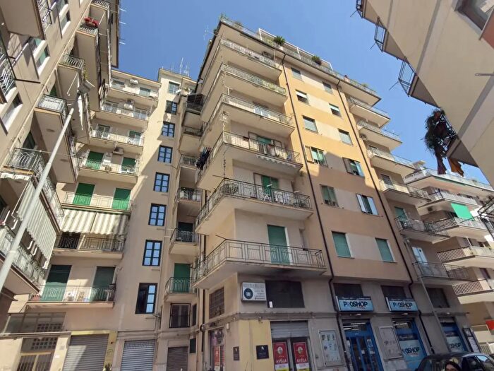 Appartamento quadrilocale in vendita in Via Gelso, Salerno