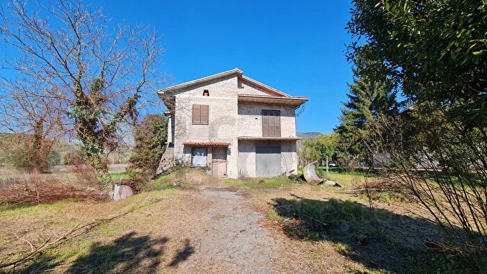 Casa con 13 locali in vendita in Contrada Fornaci Snc, Arpino