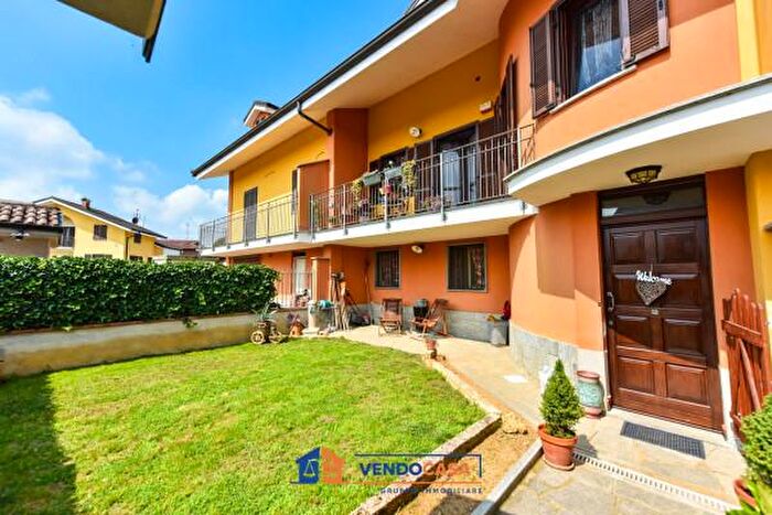 Casa con 6 locali in vendita in Strada della Valle, Lombriasco