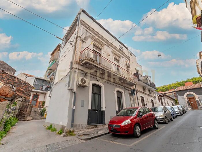 Casa monolocale in vendita in Via della Palma, Catania