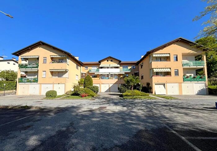 Appartamento quadrilocale in vendita in Via Agosto, Ronco Biellese