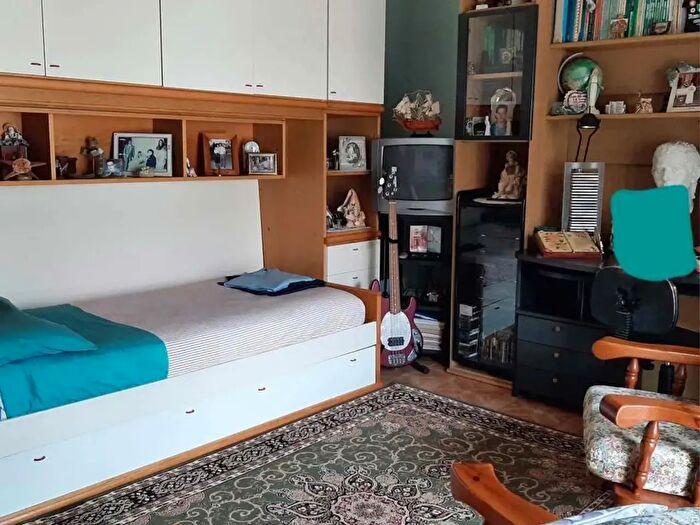 Appartamento trilocale in vendita in Vignolo Via Rosoline, Vignolo