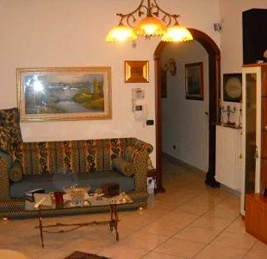 Appartamento trilocale in vendita in Via Cimarosa Domenico Lecce, Lecce