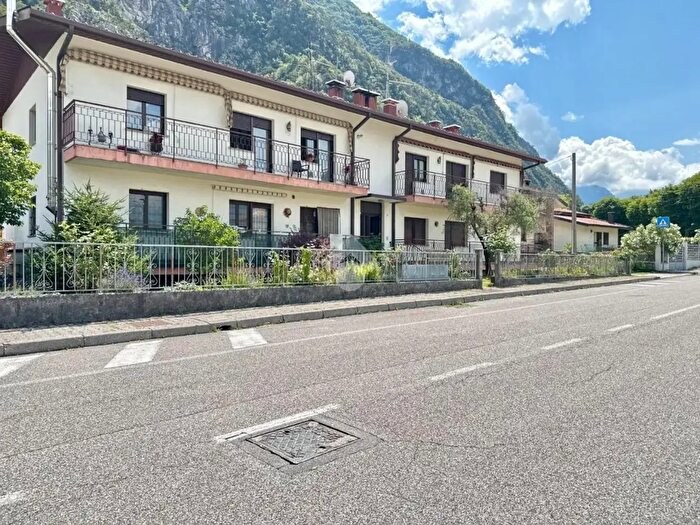 Appartamento quadrilocale in vendita in Via Nazionale, Venzone