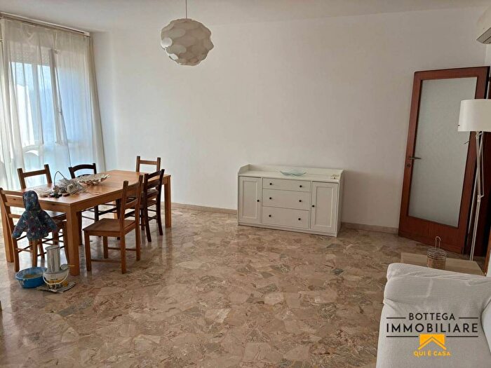 Appartamento quadrilocale in affitto in Prato della Valle Pontecorvo, Padova