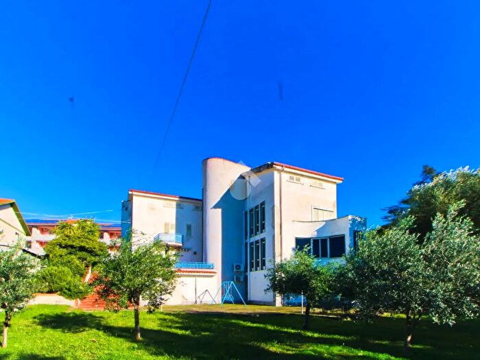 Appartamento trilocale in vendita in Via del Mare, Ascea