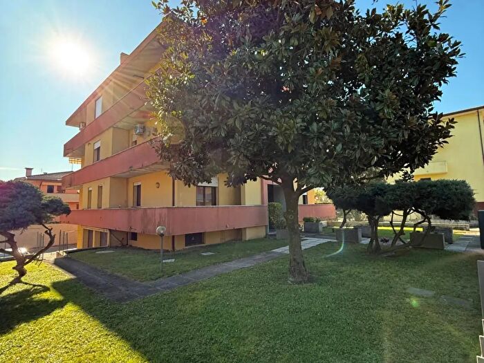 Appartamento trilocale in vendita in Masera Di Padova