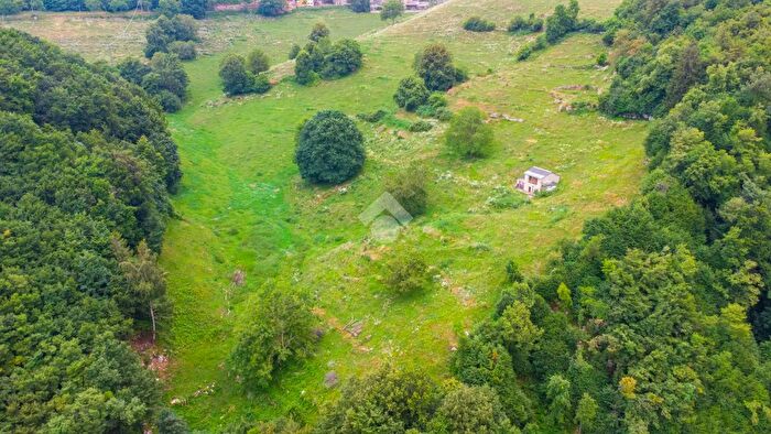 Casa bilocale in vendita in Contrada Grobberi, Bosco Chiesanuova