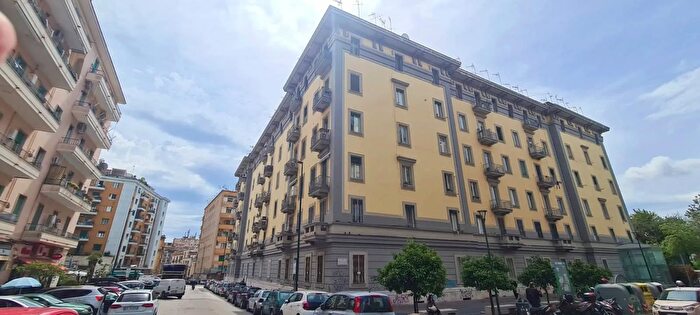 Appartamento in vendita in Via Gino Doria, Napoli