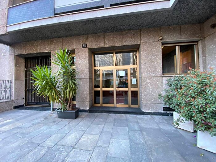 Appartamento bilocale in affitto in Via Domenichino, Amendola Buonarroti, Milano