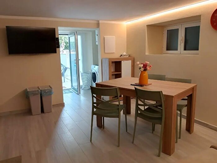 Appartamento trilocale in affitto in Rosignano Marittimo