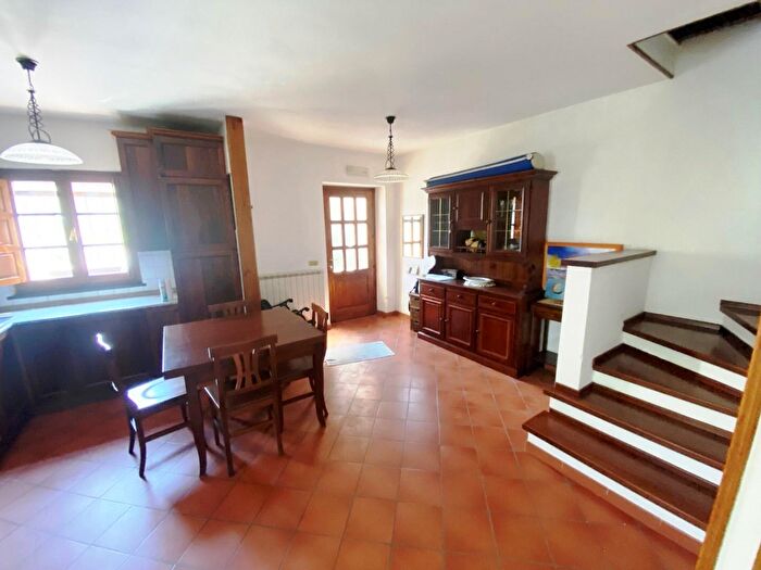 Casa quadrilocale in affitto in Via della Resistenza, Castelnuovo Magra