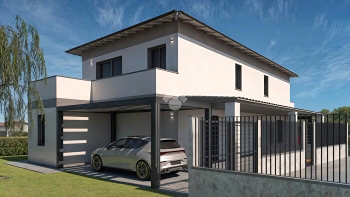 Casa con 5 locali in vendita in Via Mambrotta, San Martino Buon Albergo