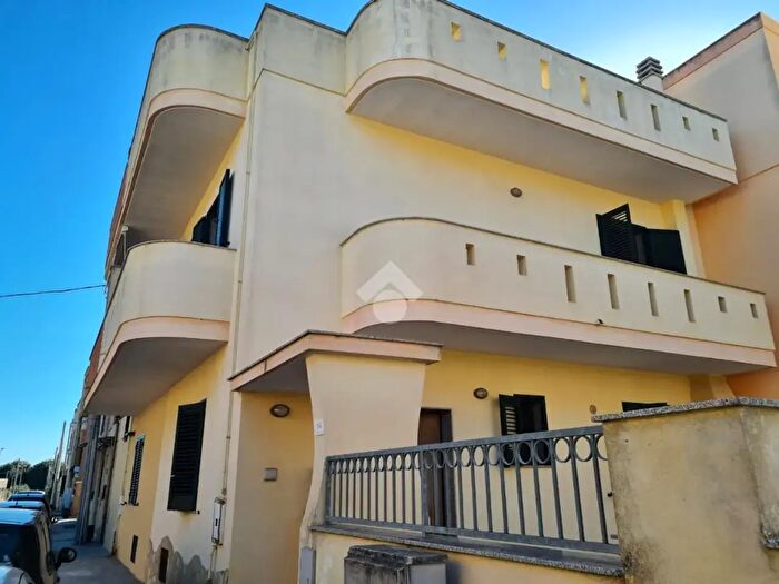 Casa quadrilocale in vendita in Via Mottola, Alezio