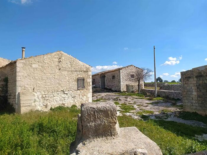 Casa monolocale in vendita in SP, Scicli