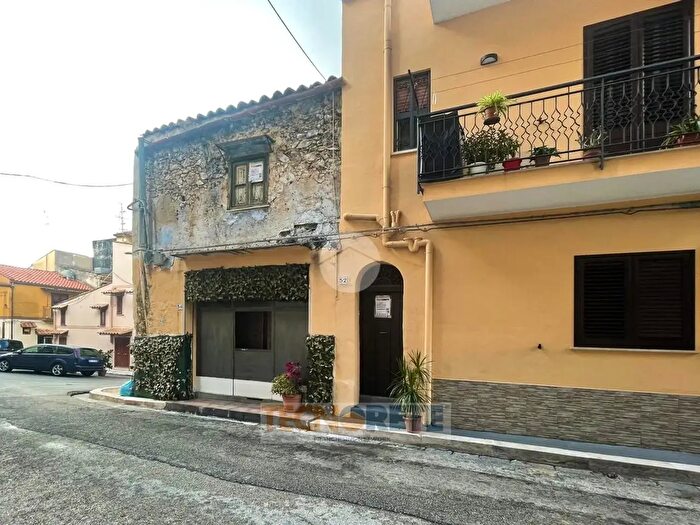 Appartamento bilocale in vendita in Via B Manfredi, Monreale