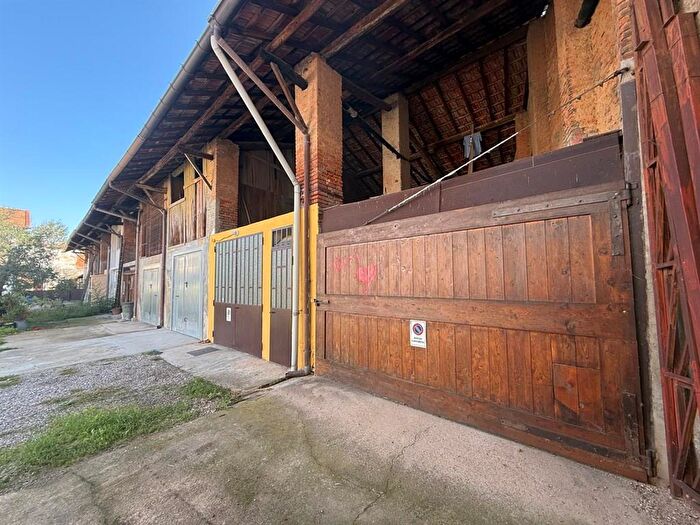 Casa monolocale in vendita in Via, Vittuone