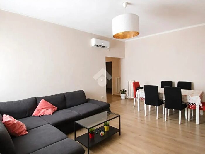 Appartamento con 5 locali in vendita in Via Nazario Sauro, Cascina