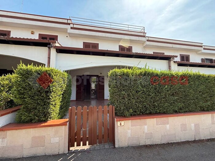 Casa quadrilocale in vendita in Via Bounganville b, Taranto