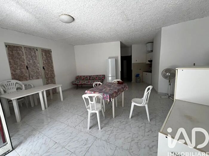 Appartamento con 11 locali in vendita in Via delle Sorgenti, Sellia Marina