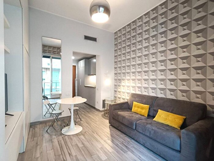 Appartamento monolocale in affitto in Corso di Porta Nuova, Porta Nuova, Milano