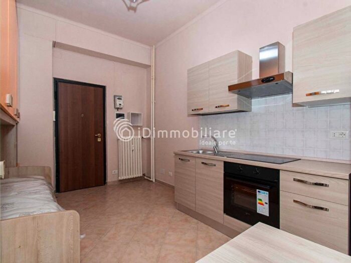 Appartamento monolocale in affitto in Via Clemente Damiano Priocca, Aurora Barriera di Milano Rebaudengo, Torino