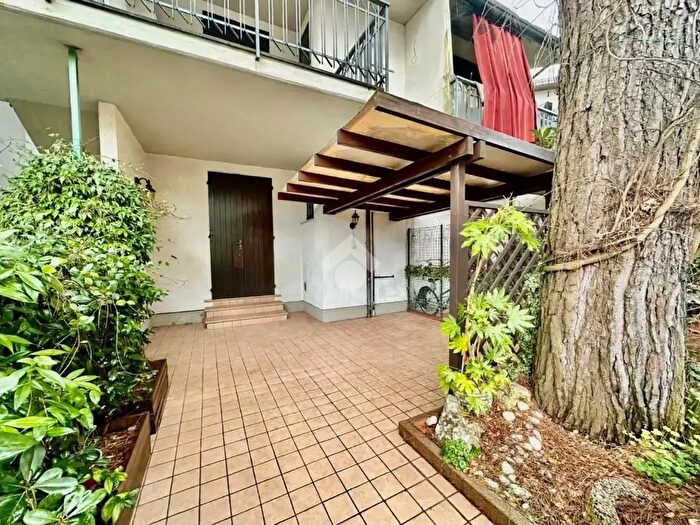 Casa bilocale in vendita in Via del Remo, Ravenna