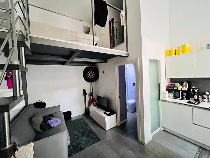 Appartamento monolocale in affitto in Via Giovanni Fantoni, San Siro, Milano