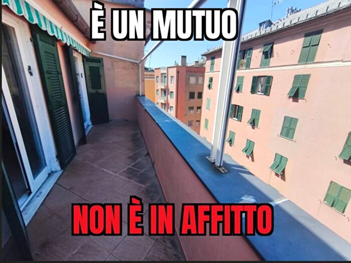 Appartamento con 5 locali in affitto in Via Germano Jori, Certosa, Genova