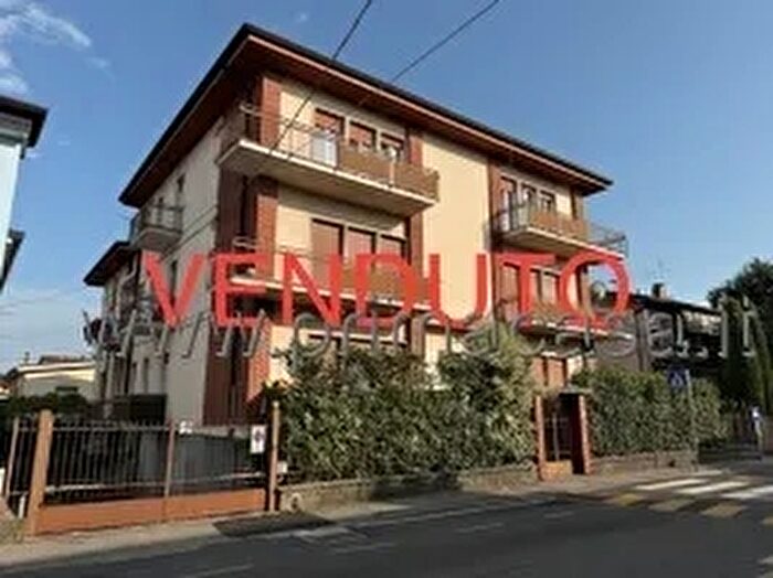 Appartamento con 6 locali in vendita in Corso Vittorio Emanuele Ll N, Villafranca Di Verona