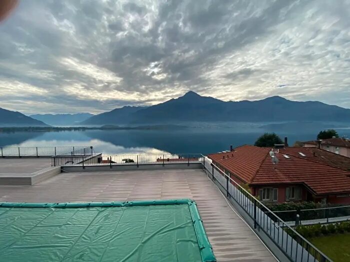 Appartamento trilocale in vendita in Gera Lario