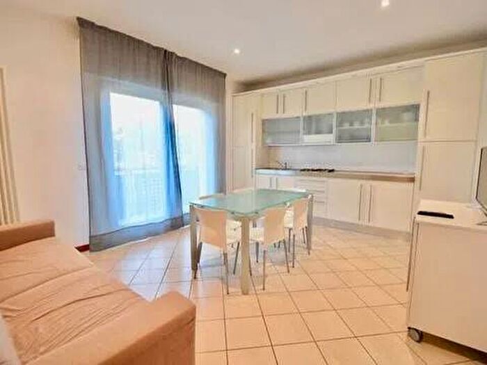 Appartamento trilocale in affitto in Via Bafile, Lido Centro Ovest, Jesolo