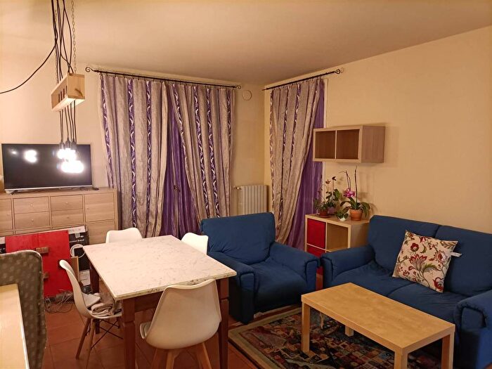 Appartamento trilocale in affitto in VIA SAURO, Semicentro, Crema