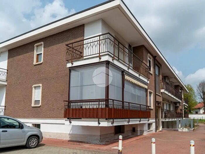 Appartamento quadrilocale in vendita in Via Casale, Chivasso