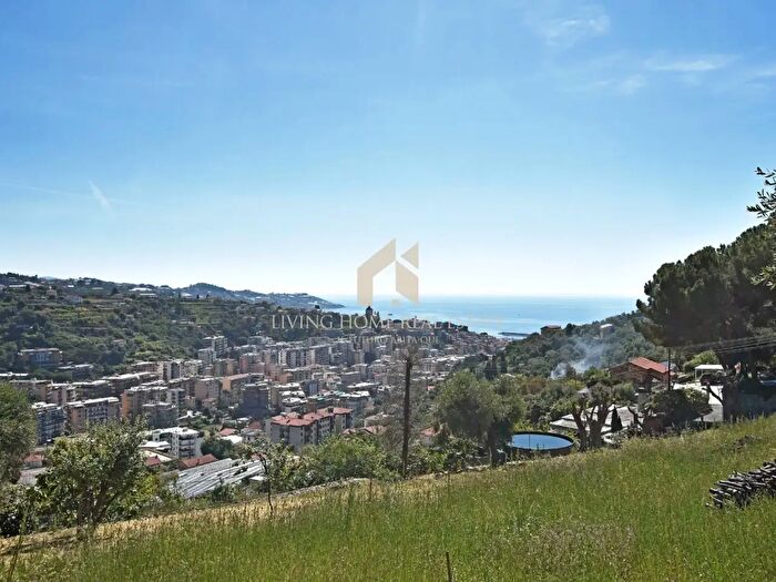 Casa con 6 locali in vendita in Via Gabriele dAnnunzio, Sanremo
