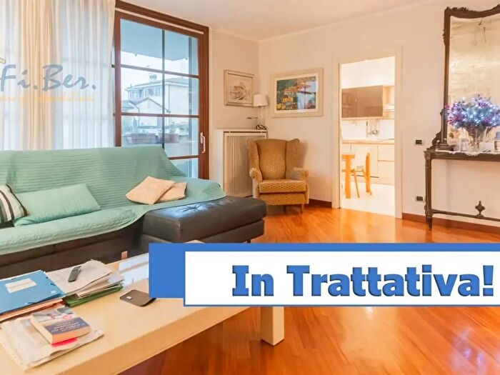 Appartamento trilocale in vendita in Piazza Don Enrico Civilini, Pioltello