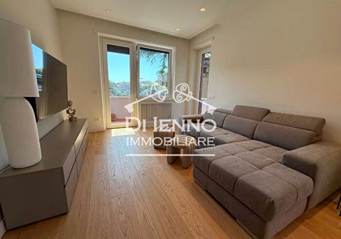 Appartamento trilocale in affitto in Via Madesimo, Camilluccia Farnesina, Roma