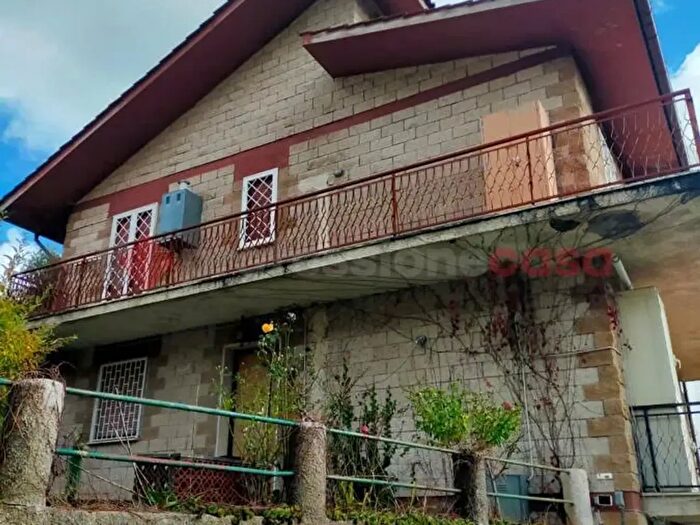 Casa quadrilocale in vendita in Via dei Villini Snc, Vallinfreda