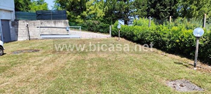 Casa con 6 locali in vendita in Via Monte Matera, Colli al Metauro